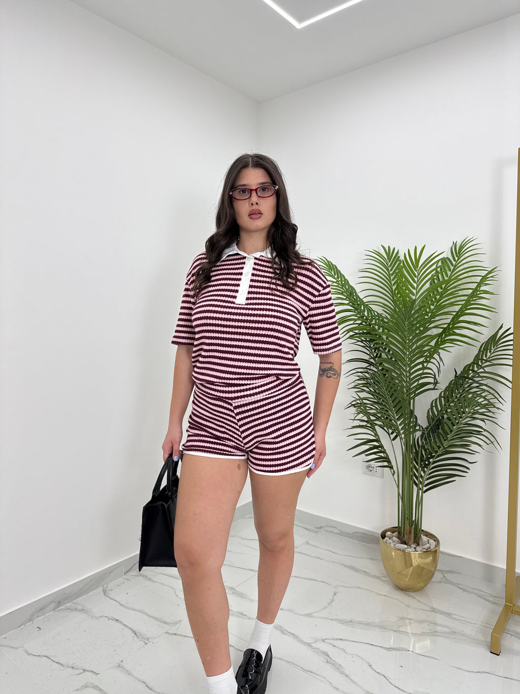 SET INÈS