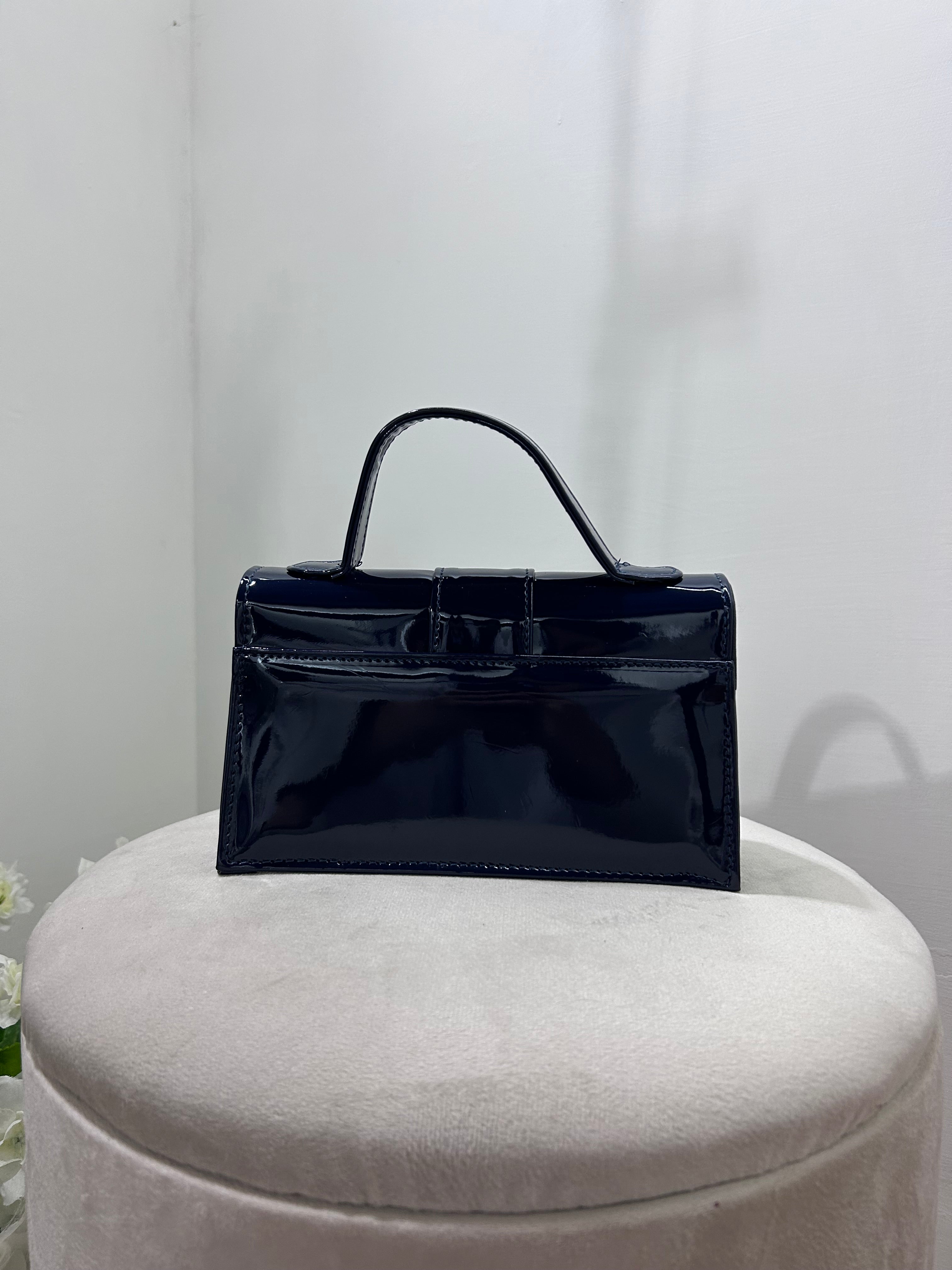 BORSA CLARA
