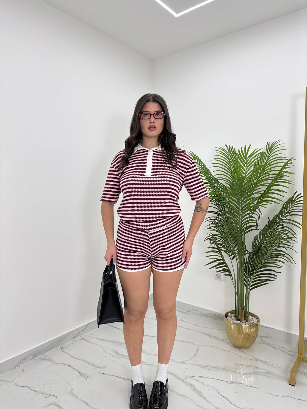 SET INÈS