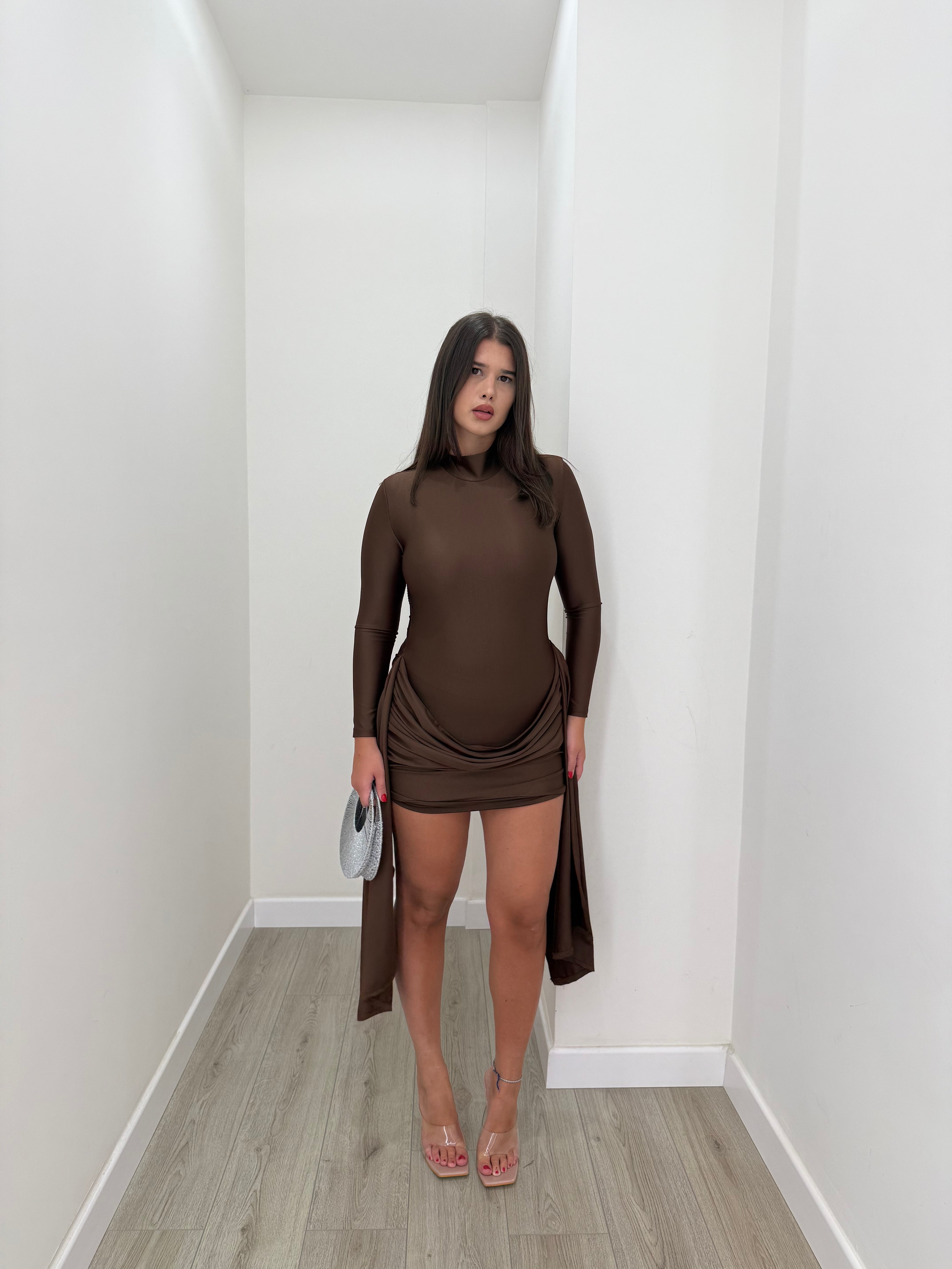 DRESS ISA