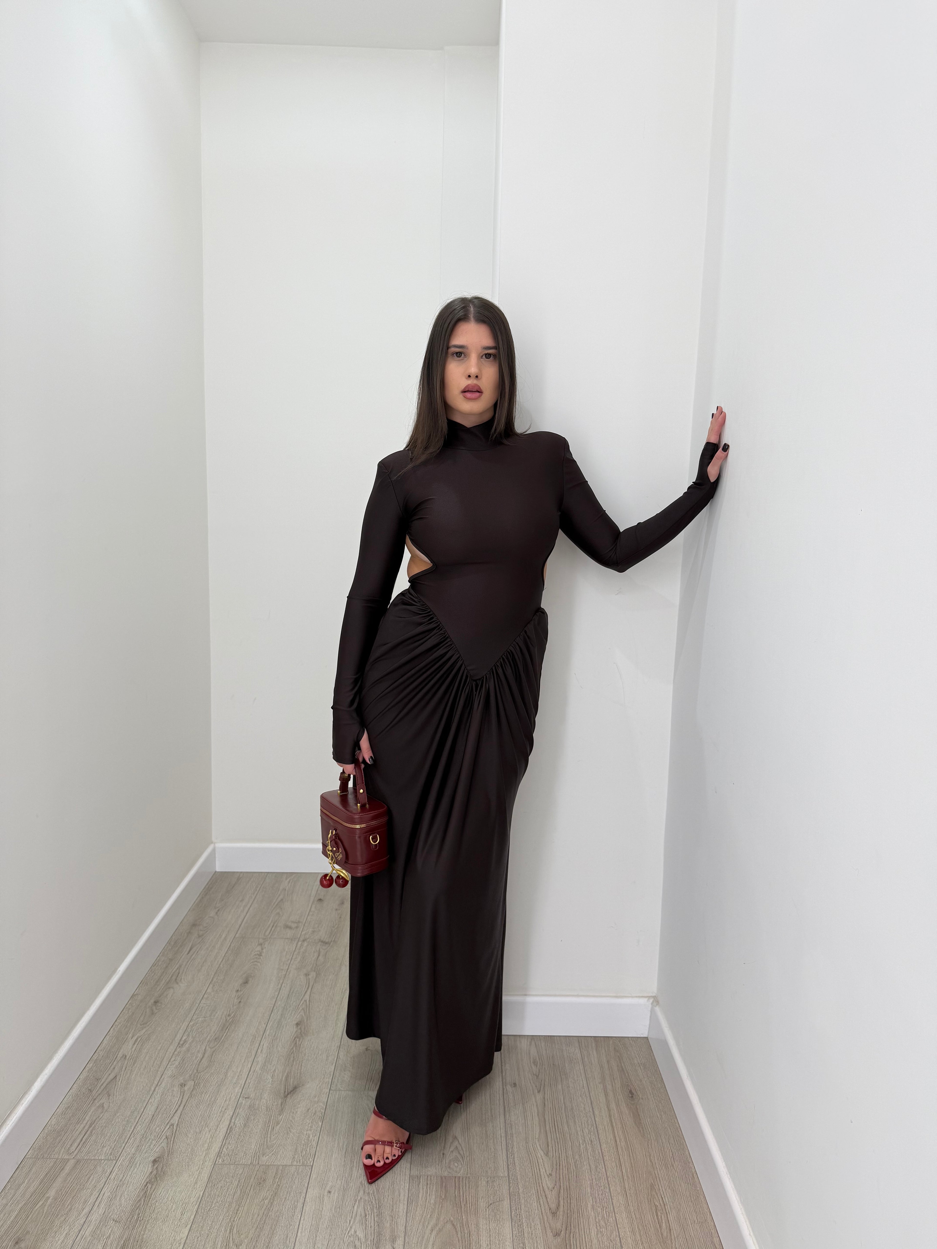 DRESS DIAMOND