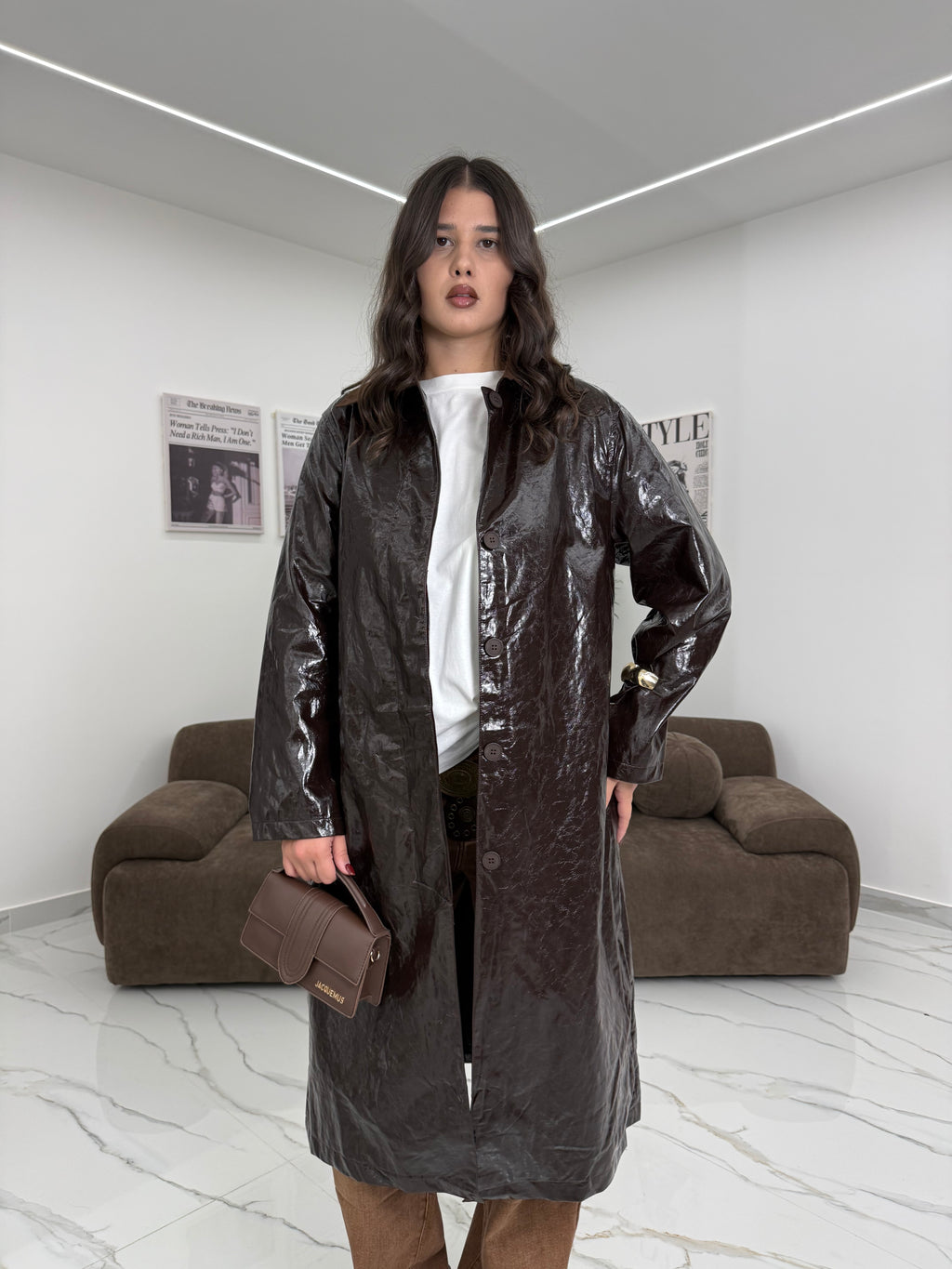 TRENCH COAT GLOSSY