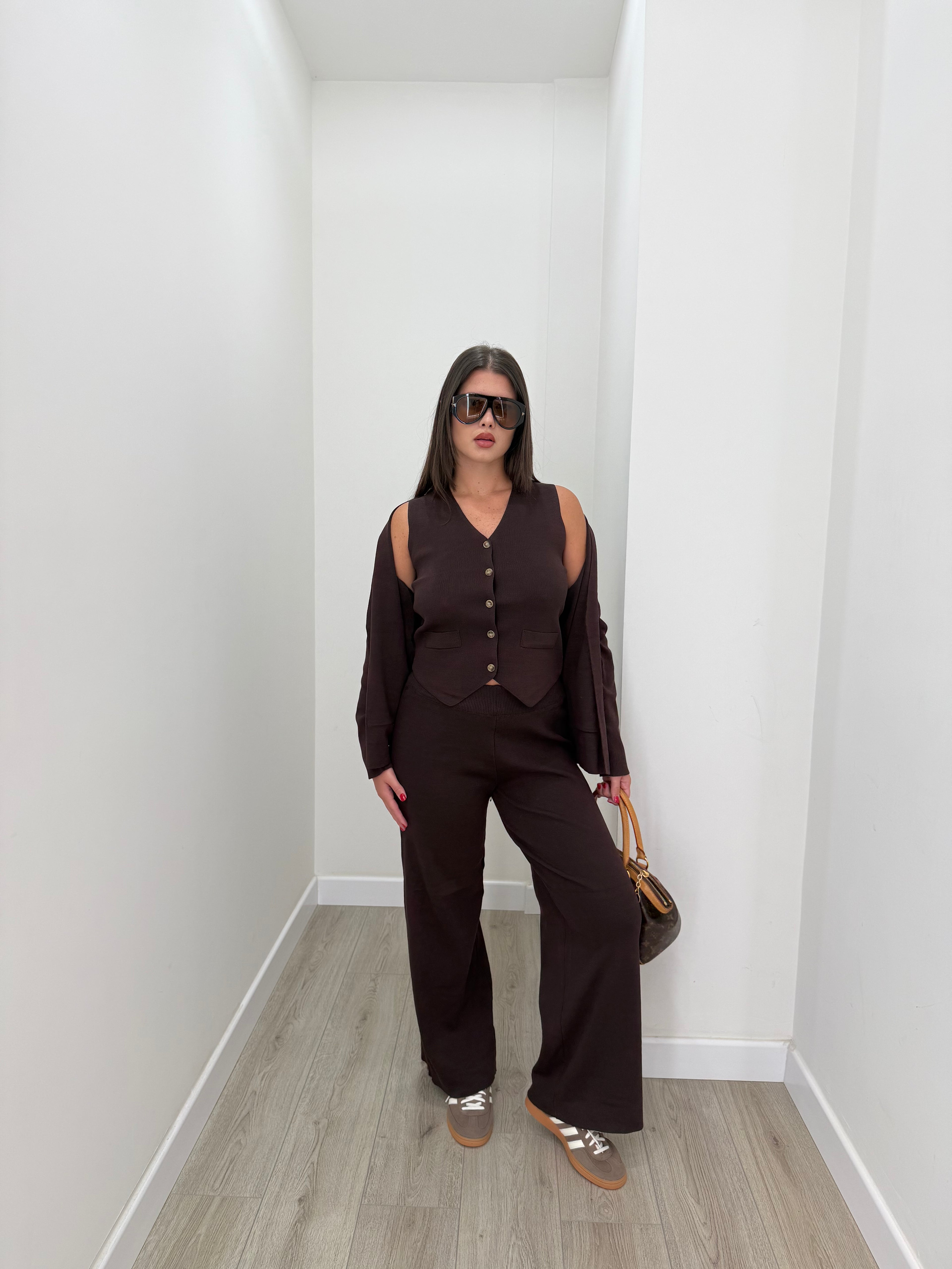 SET GINEVRA