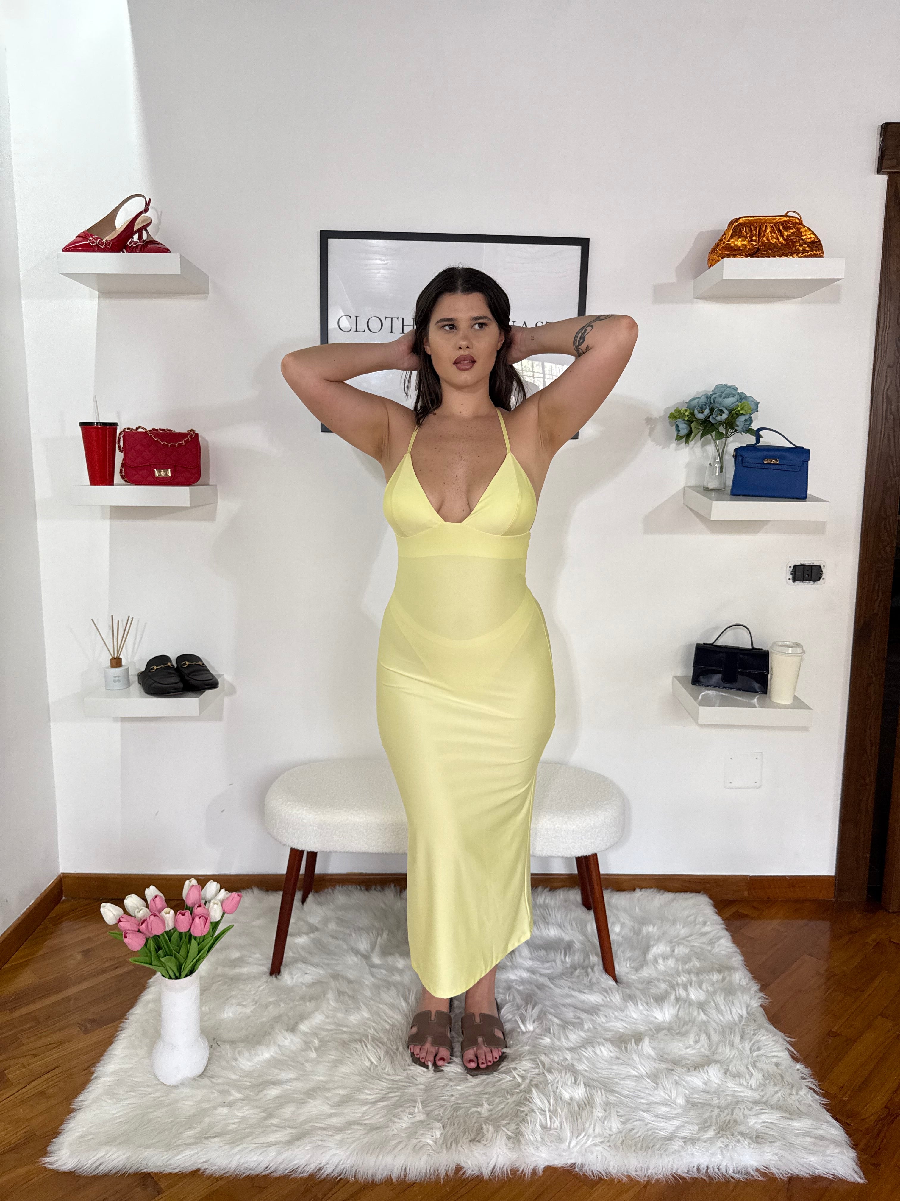 DRESS MODELLANTE