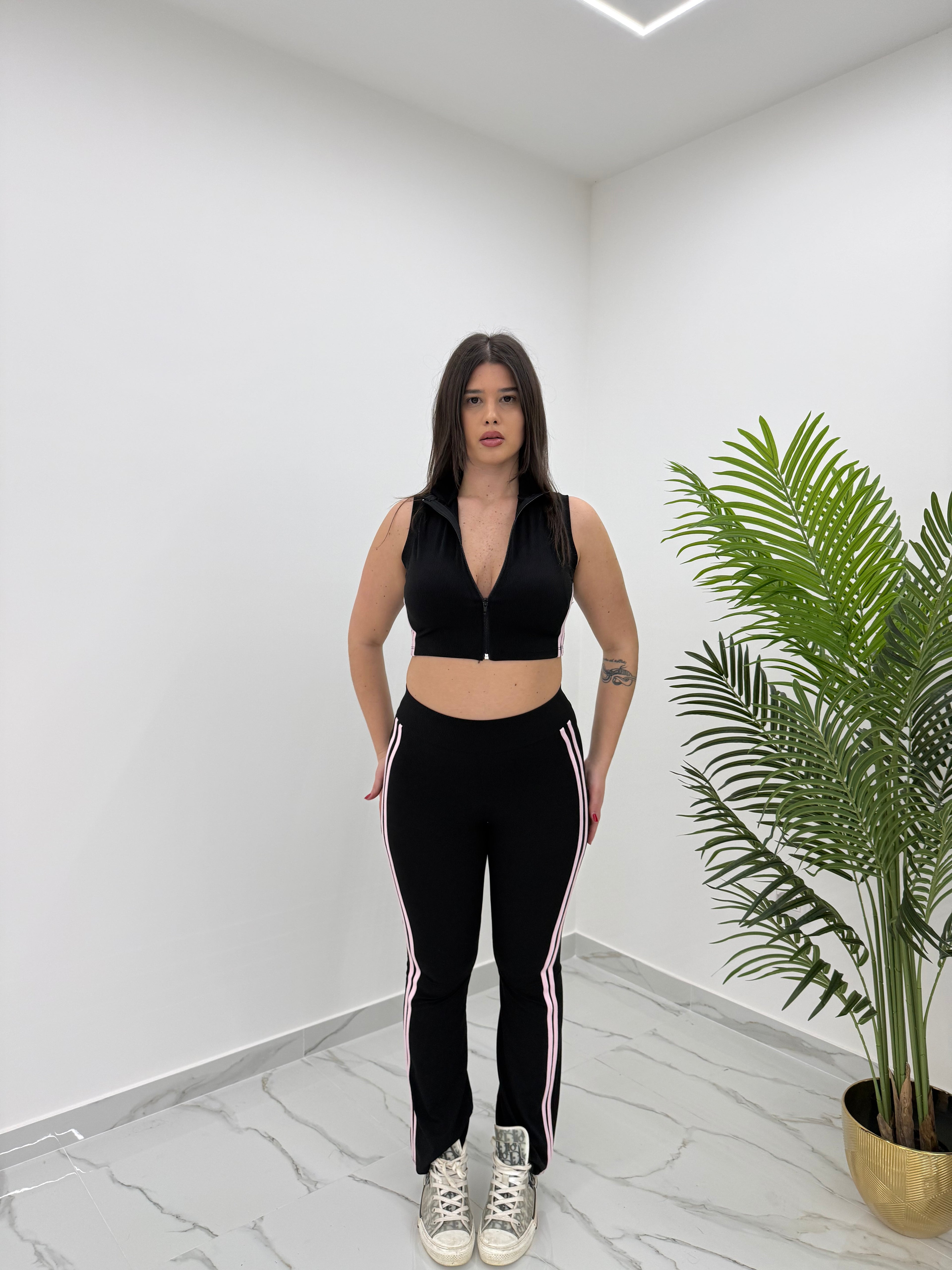 SET ELEONORA