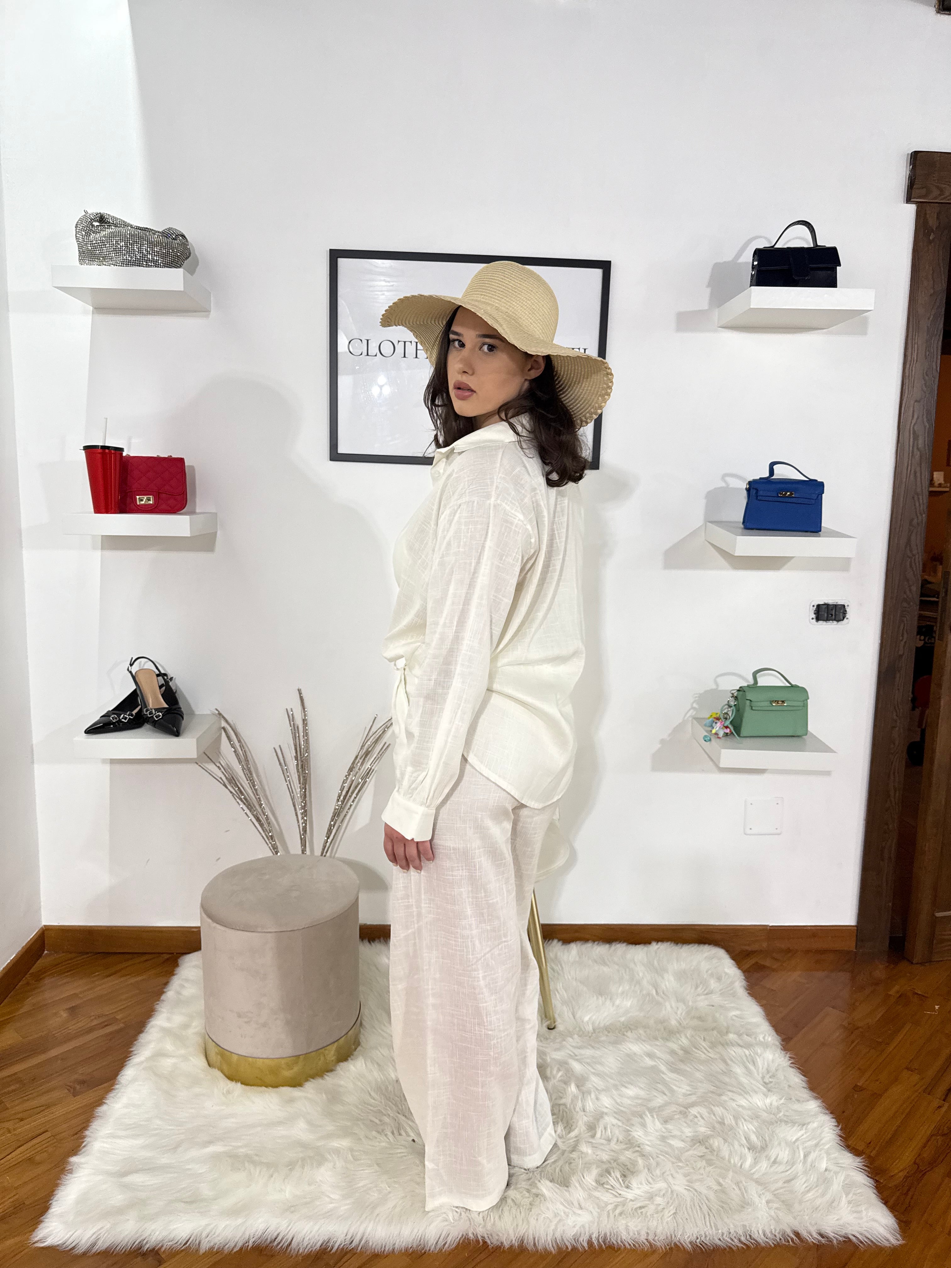 SET CAPRI