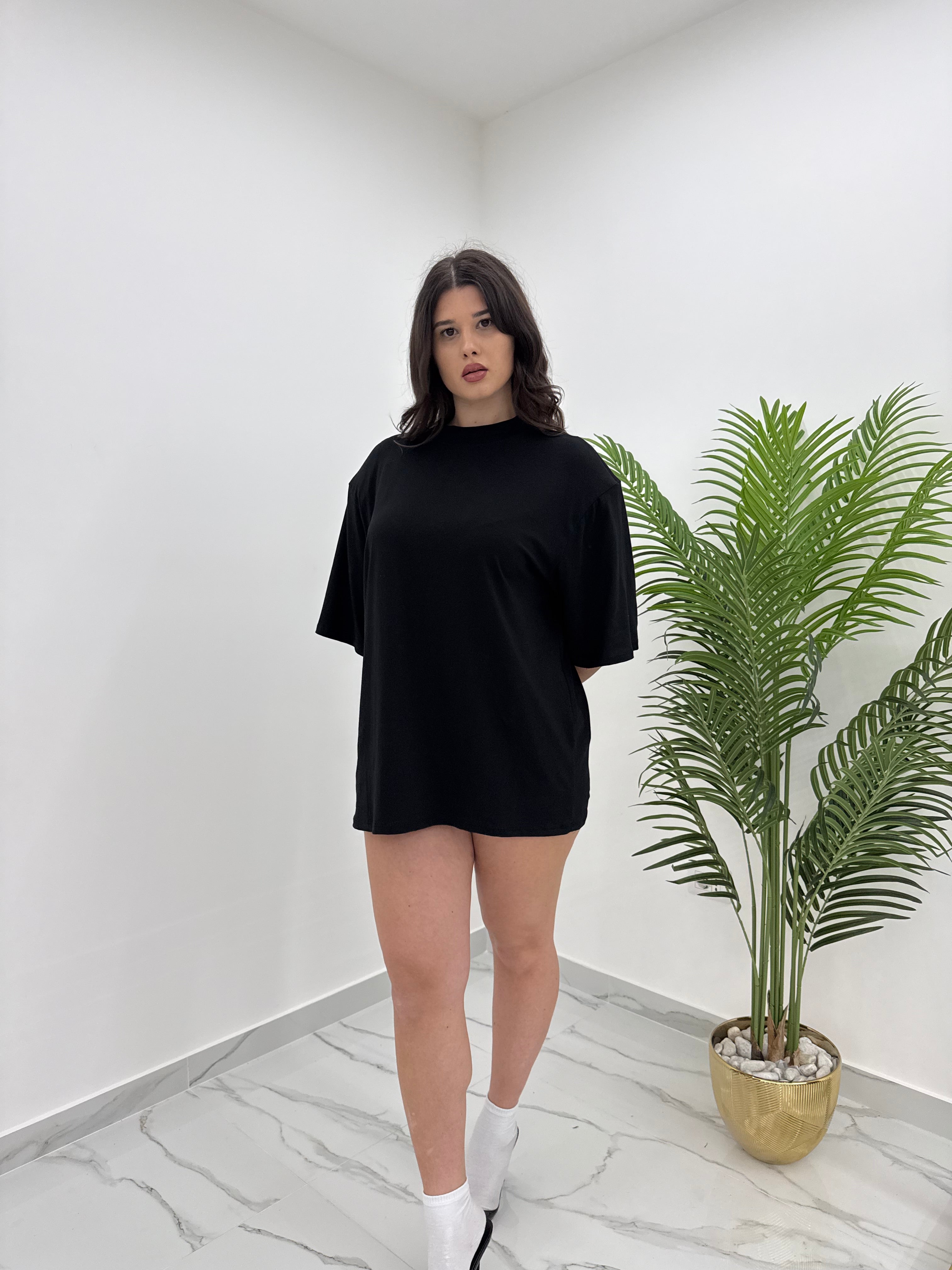 T-SHIRT OVER
