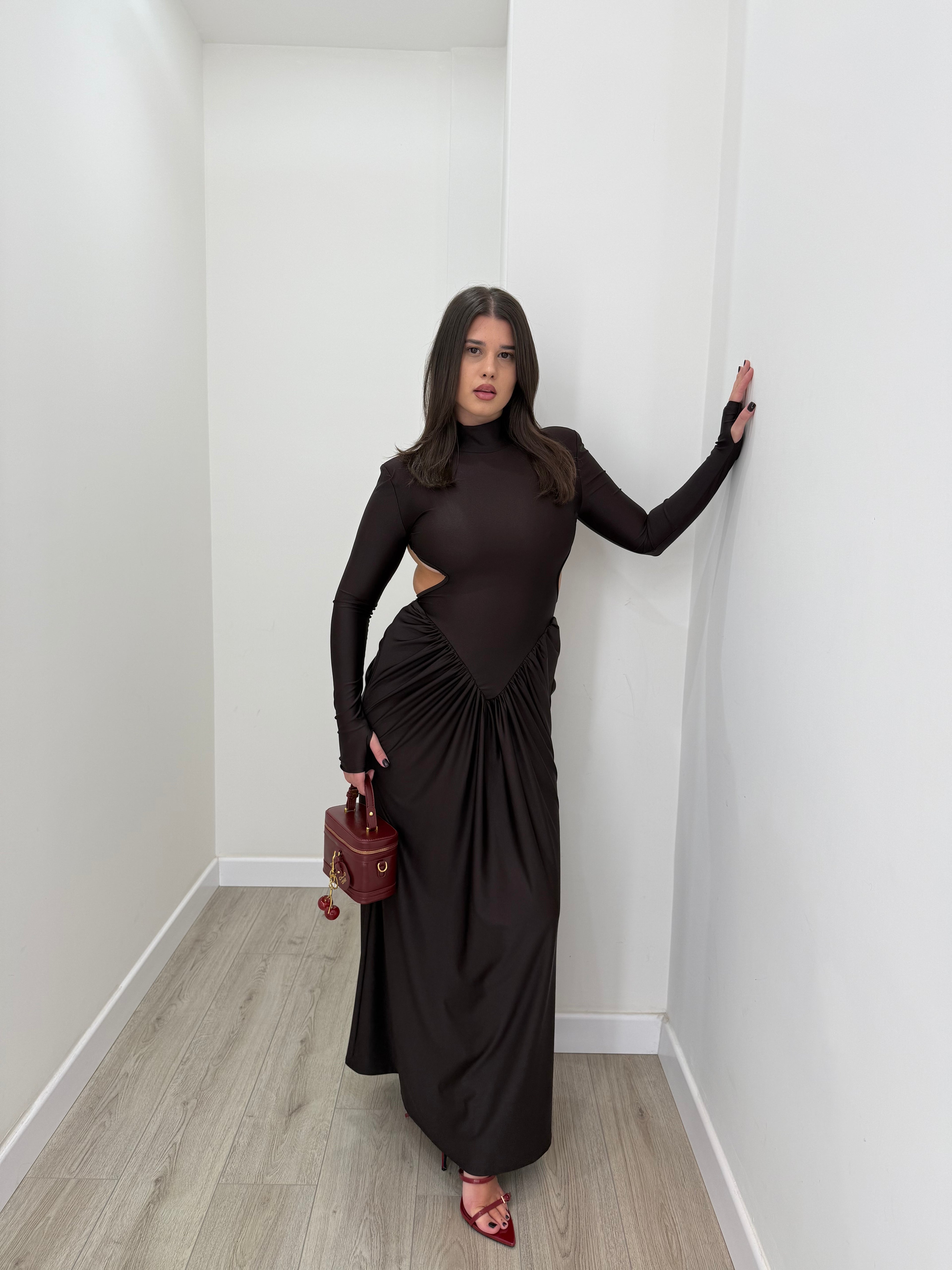 DRESS DIAMOND