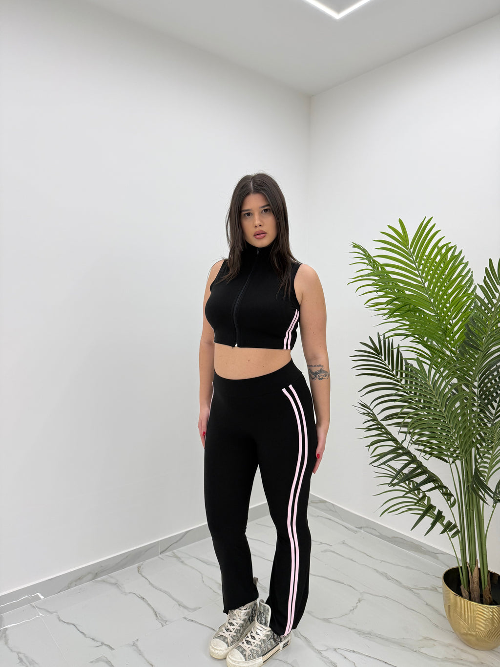 SET ELEONORA
